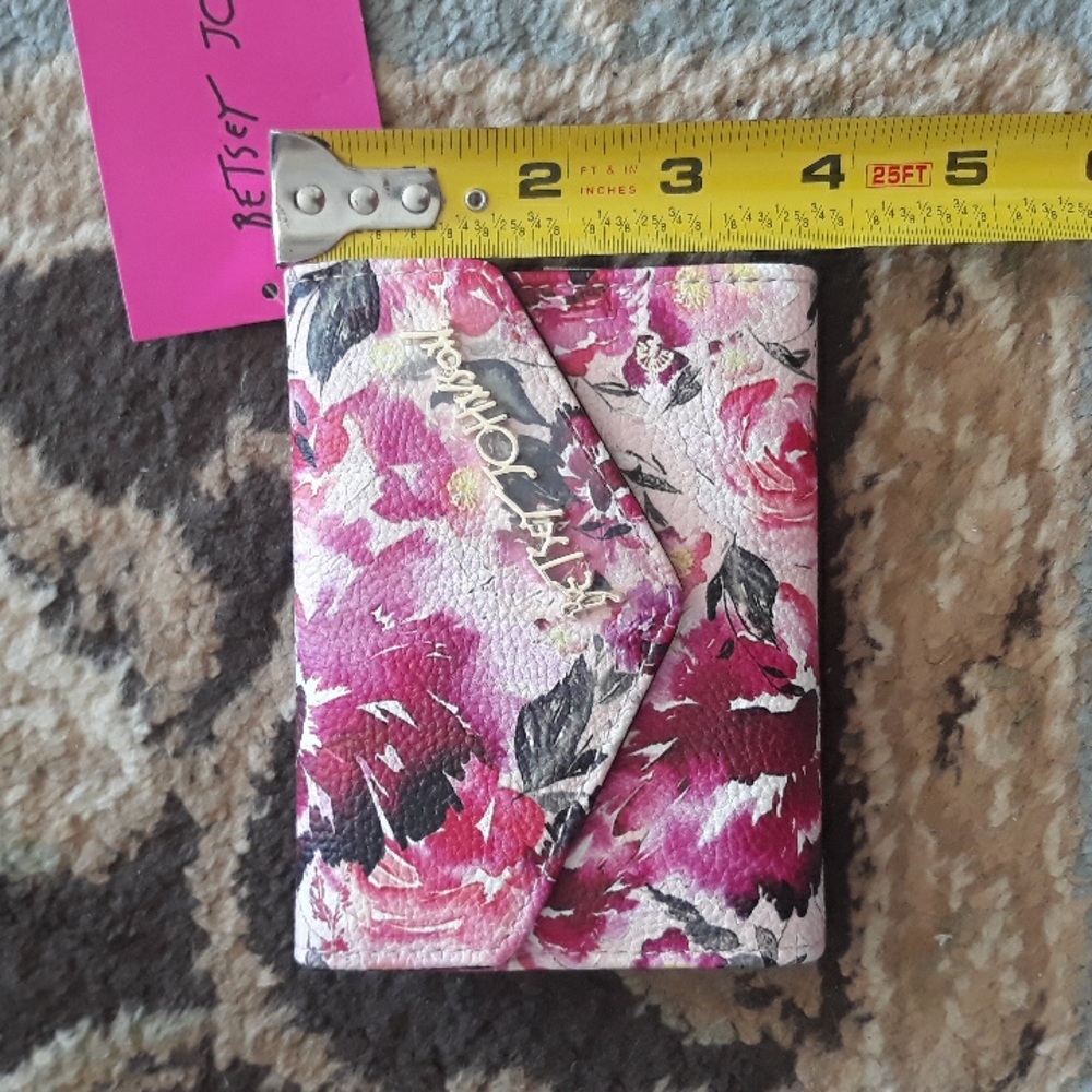 4x*Host Pick*Betsey Johnson adorable wallet - Picture 14 of 16